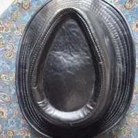 کلاه لبه دار مشکی