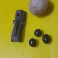 اشیای زیر خاکی