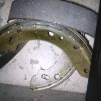 لنت چرخ عقب‌ پیکان وان