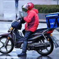 استخدام پیک موتوری