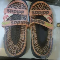 دمپایی هنر دست|کیف، کفش، کمربند|نسیم‌شهر, |دیوار