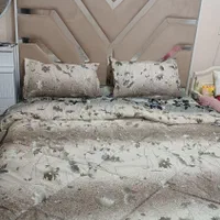 تخت عروس