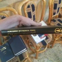 رشته زبان / آکسفورد/ فرهنگ هزاره / سیاسی / اقتصادی|کتاب و مجله آموزشی|تهران, اقدسیه|دیوار