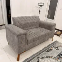 مبل مدل چستر درحد نو با کفی سالم و میز وسط|مبلمان خانگی و میز عسلی|قدس, شهرک دانش|دیوار