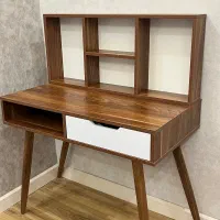 میز تحریر و مطالعه