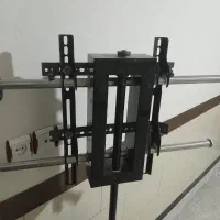 براکت پایه دار تلویزیون قابل تنظیم