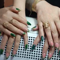 کاشت ناخن محدوده رشیدی|خدمات آرایشگری و زیبایی|کرمانشاه, |دیوار