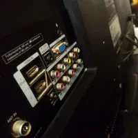 تلویزیون ۳۲ با میز|تلویزیون و پروژکتور|محمدشهر, محمدشهر|دیوار