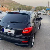 ۲۰۷ مدل ۱۴۰۱ پانا مشکی