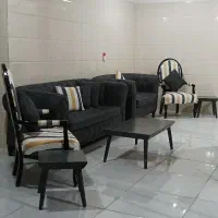 مبلمان و یک میز و دو عدد عسلی