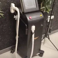 دستگاه لیزر