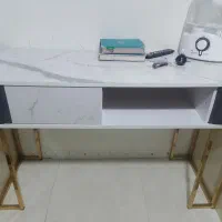 میز ناخنکاری