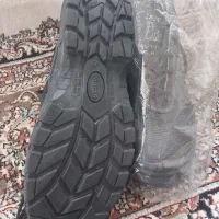 کفش ایمنی درجه یک نو نواصلا استفاده نشده