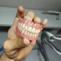 دندان مصنوعی