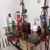 میز ارایش باصندلی|تخت و سرویس خواب|رشت, دیانتی|دیوار