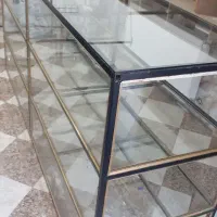 پیشخوان و بوفه