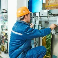 تعمیر و سرویس آسانسور شبانه‌روز