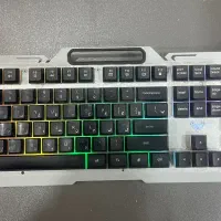 کیبورد در حد نو