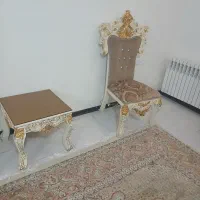 مبل 9نفره ودو عدد فرش گوشتی