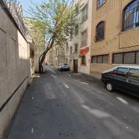 100مترحیاطی-2طبقه-سرویس-کامل