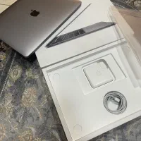 مک بوک پرو ۲۰۲۰ اینتل تاچ بار