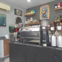نیازمند باریسایی خانوم