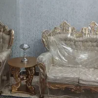 کاملا سالمه بدون هیچ لکه ای در حدنو