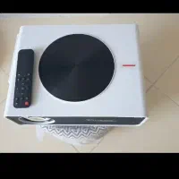 ویدیو پرژکتور ۸۰۰۰ لومن با کیفیت فوقعلاده بالا