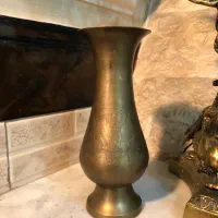 گلدان برنزی