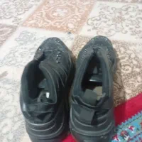 کفش پسرانه سالم و تمیز سایز ۴۲ پسرانه