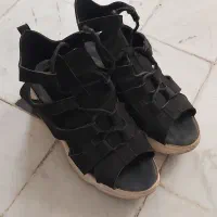 صندل تابستونی خنک کف لژدار تمیز سالم درحدنو س ۳۹