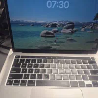 مک بوک پروM2