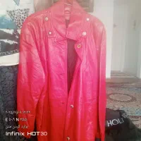 یک عدد کاپشن خلبانی اصل و  پالتو چرمی ایتالیایی