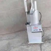 فروش دستگاه سبزی خورد کن و سالاد زنی رستورانی|خردکن، آسیاب، غذاساز|شیراز, شهرک مهدیه|دیوار