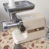 چرخ گوشت ناسیونال اصل ژاپن جی 3 در حد نونو