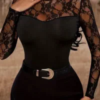 پوشاک زنانه