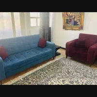 یک دست مبل هشت نفره با میزوسط وچهارگل میز  ۱۵تومن