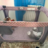 تخت بچه|تخت و صندلی بچه|رودهن, |دیوار