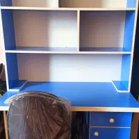 میز مطالعه و کتابخونه