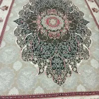 یک جفت فرش ۷۰۰ شونه پلاستیک