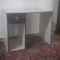 میز کامپیوتر