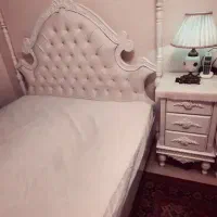 سرویس خواب دونفره تمام چوب تختخواب دونفره سفید|تخت و سرویس خواب|تهران, شهرآرا|دیوار