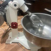 خمیر گیر|کافیشاپ و رستوران|اراک, |دیوار