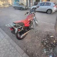 موتور پیشرو 200