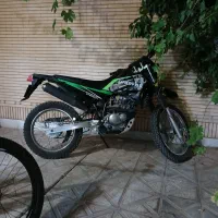 200 زمرد