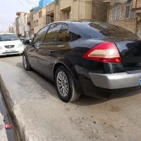 مگان ۲۰۰۰اتومات|خودرو سواری و وانت|قم, شهرک امام حسین|دیوار