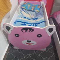 تخت وگهواره