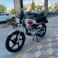 همتاز ۲۰۰