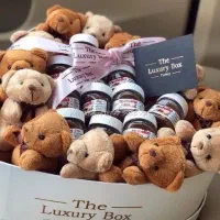 دسته گل و باکس عروسکی|گل مصنوعی|شیراز, گل سرخ|دیوار