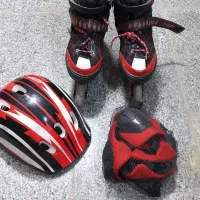 اسکیت در حد نو ۲ سایز مختلف